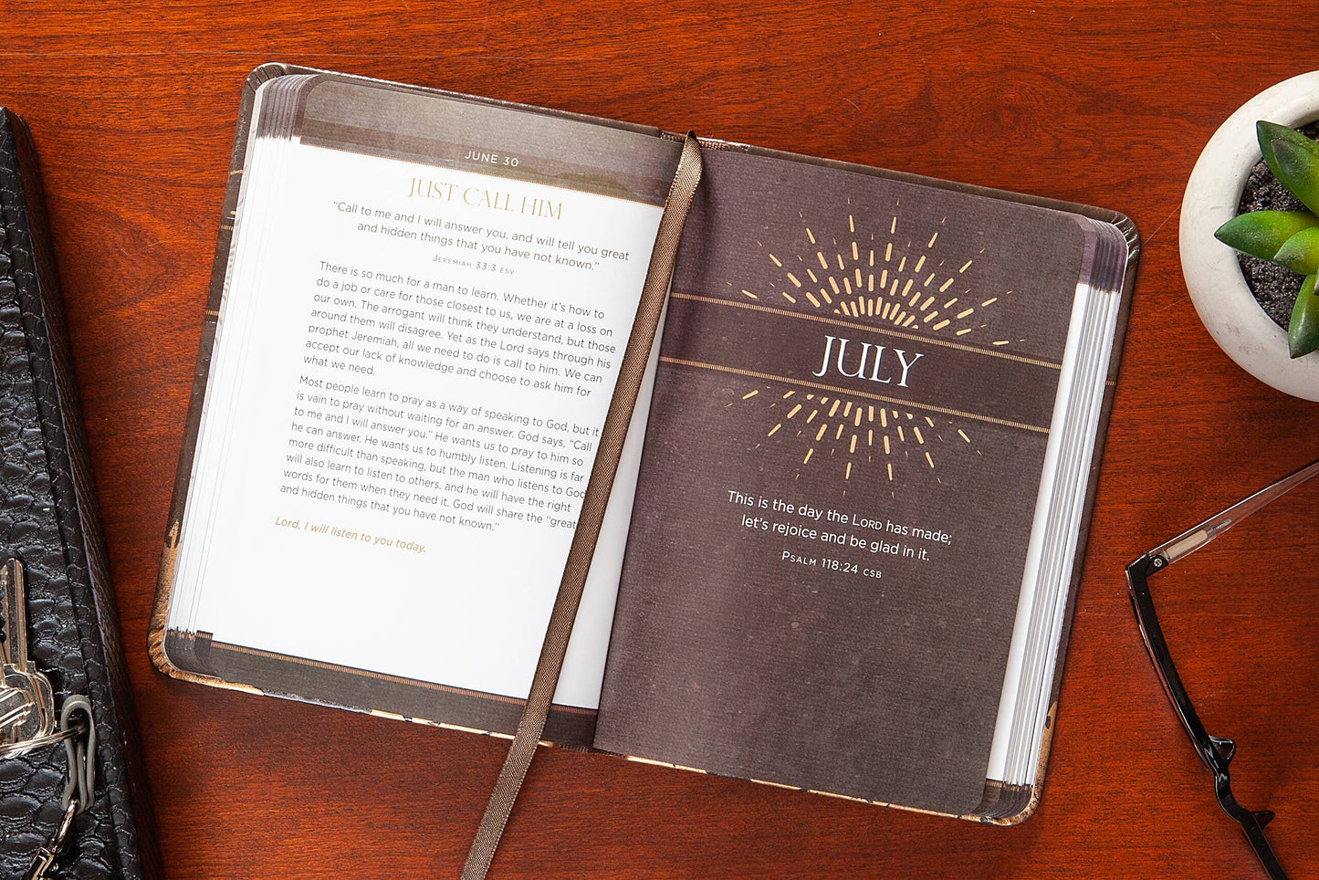 Jesus First for Men (Devotional, Christmas Gifts for Men)